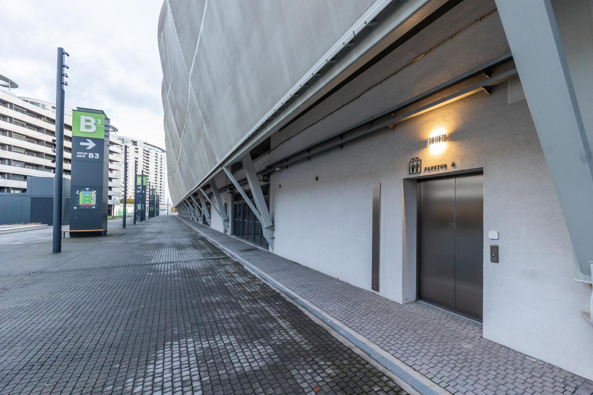 Nfs - Narodny Futbalovy Stadion - Apartman Μπρατισλάβα Εξωτερικό φωτογραφία